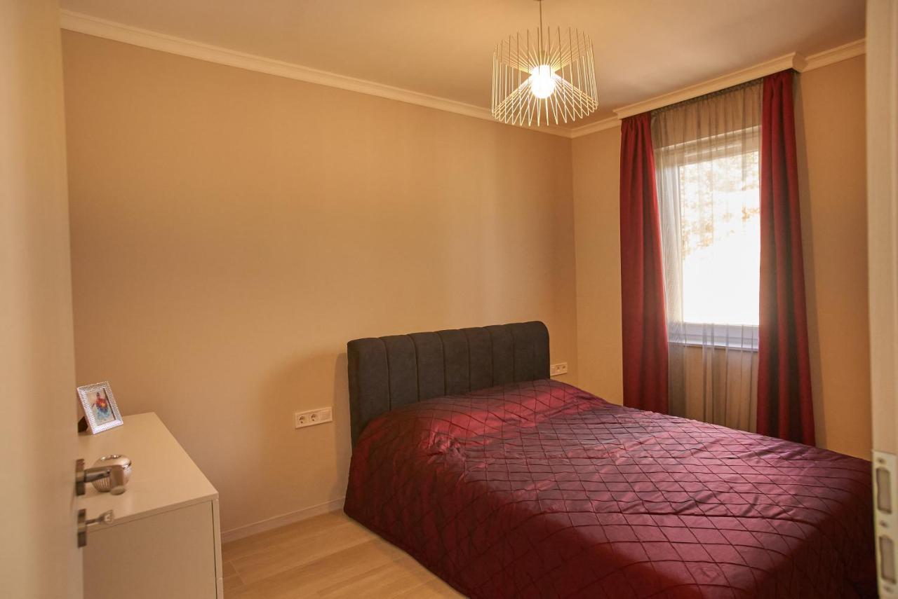 Sunlight Red Szeged Apartment Ngoại thất bức ảnh